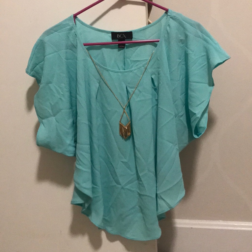 Teal top with attachable necklace.